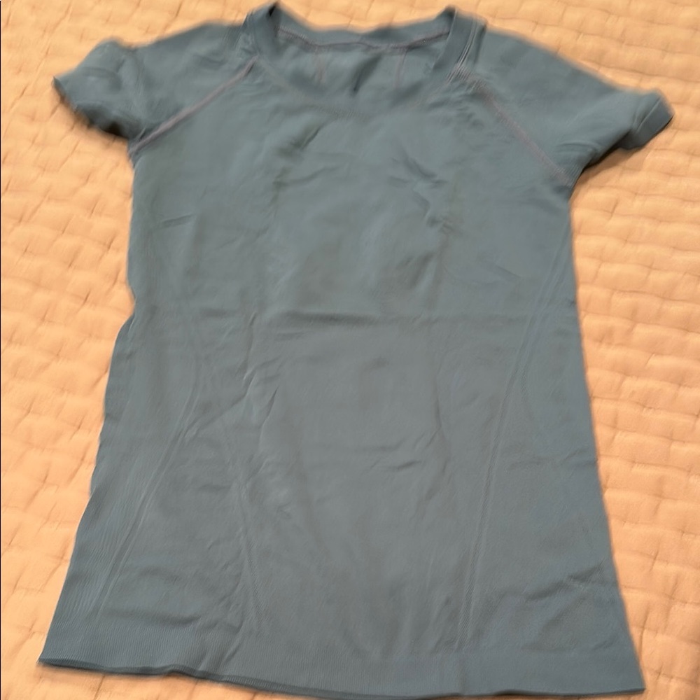 Women's Blue Short Sleeve Top